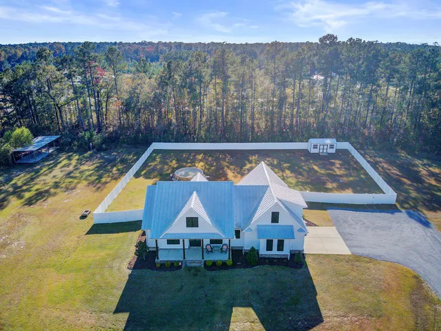 $634,900 | 85 Blackjack Lane, Andrews, SC 29510