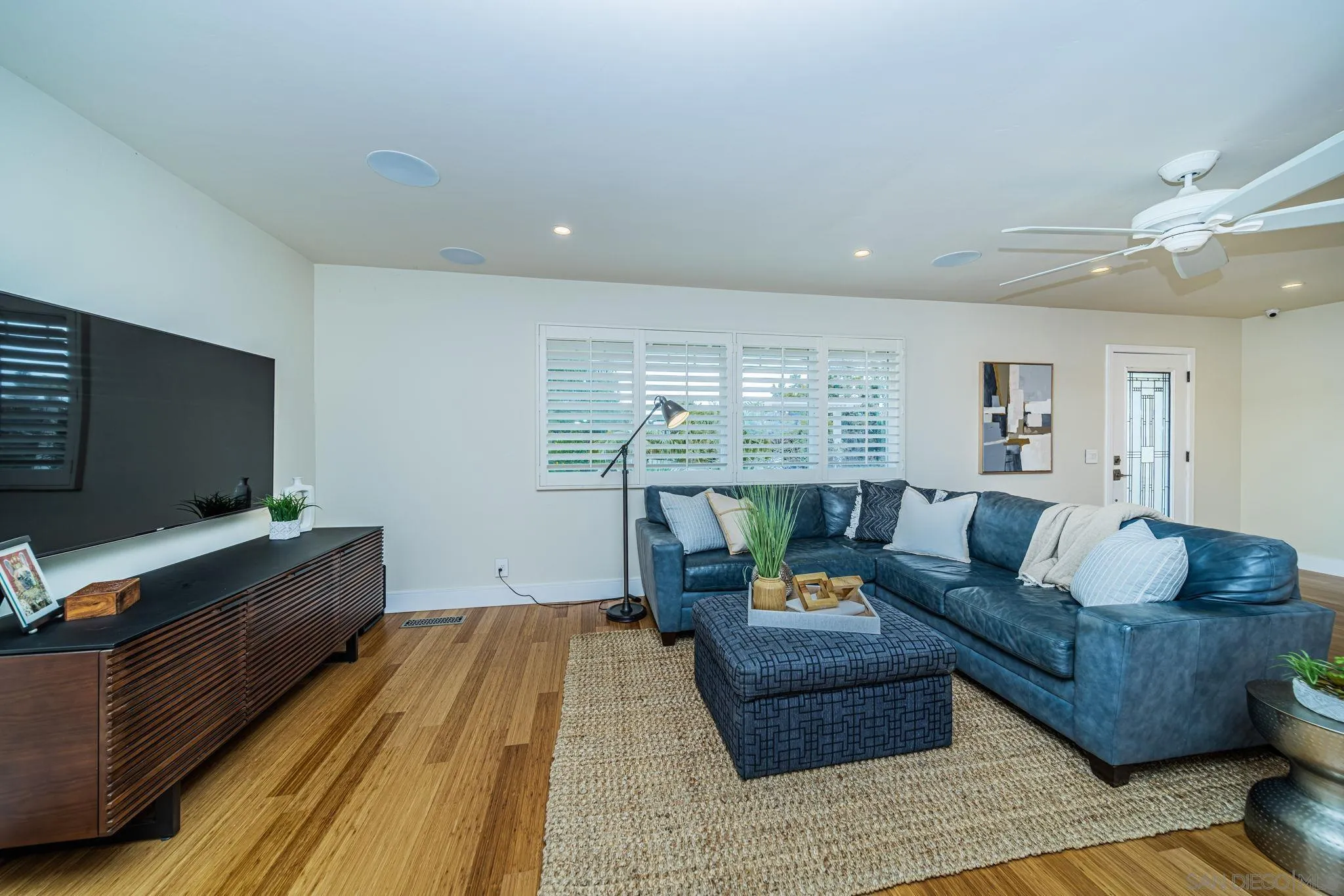 1508 Laurel Road Oceanside, CA 92054 - Photo 17 of 68 Gallery Image 17