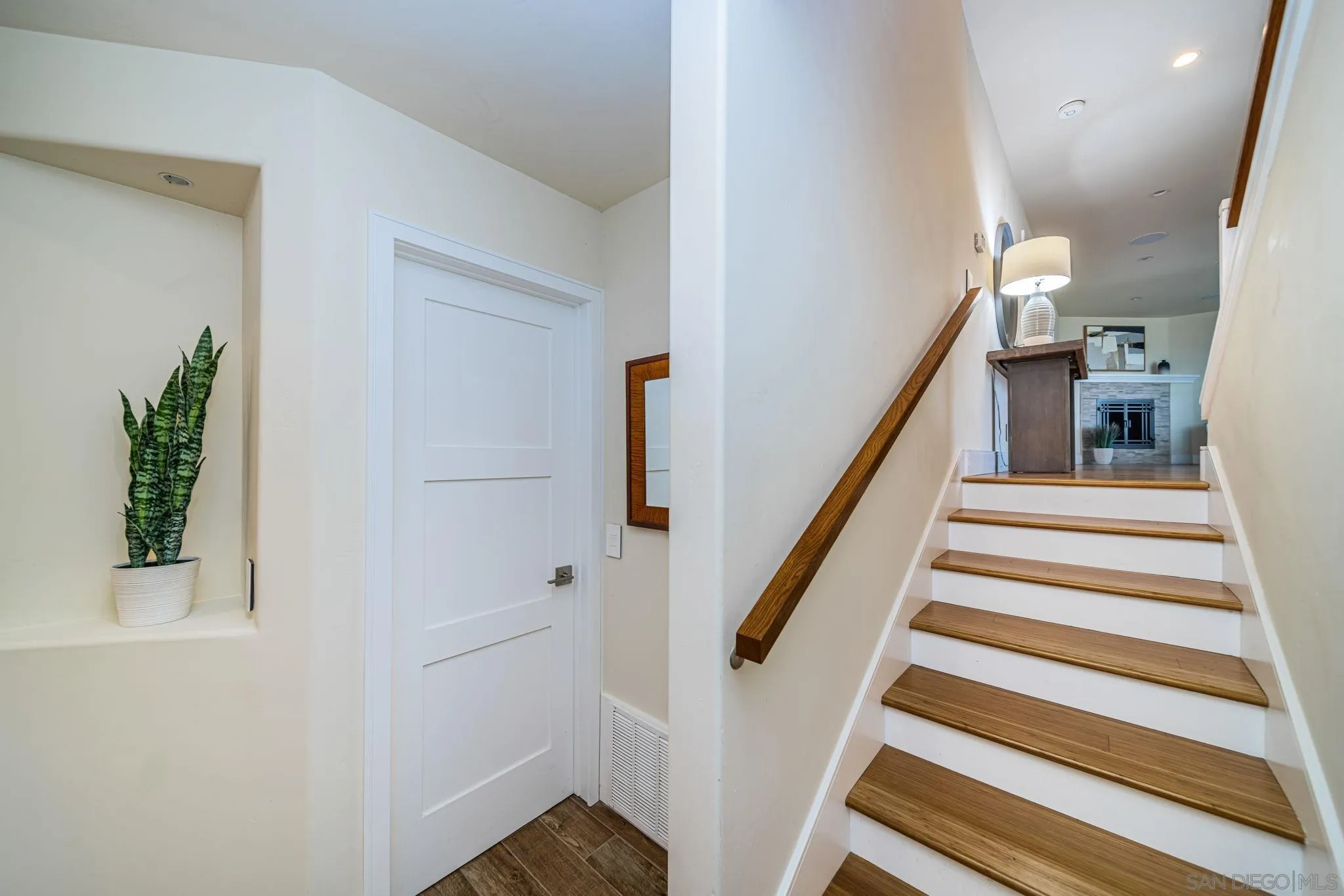 1508 Laurel Road Oceanside, CA 92054 - Photo 36 of 68 Gallery Image 36