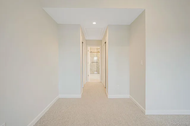 $899,990 | 115 Riviera Parkway, Lindenhurst, NY 11757