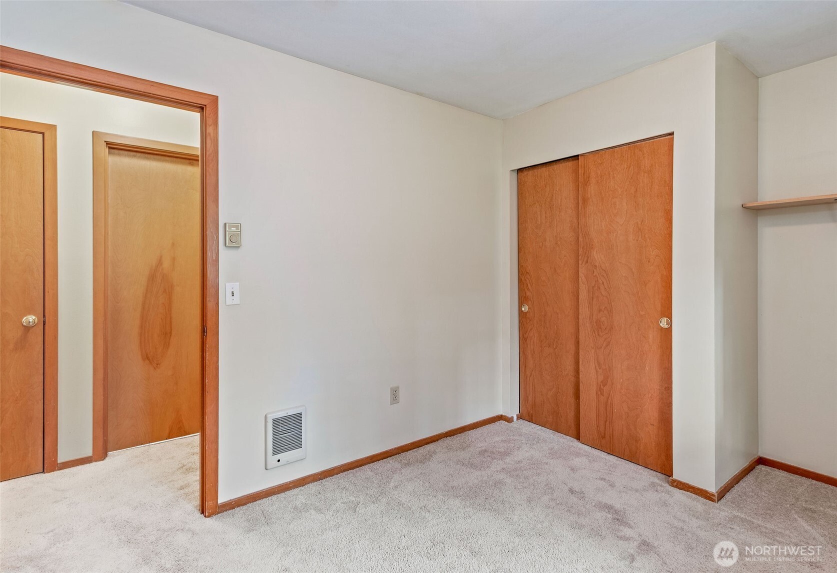 38 Brighton Street Port Hadlock, WA 98339 - Photo 27 of 37 an empty room with closet door