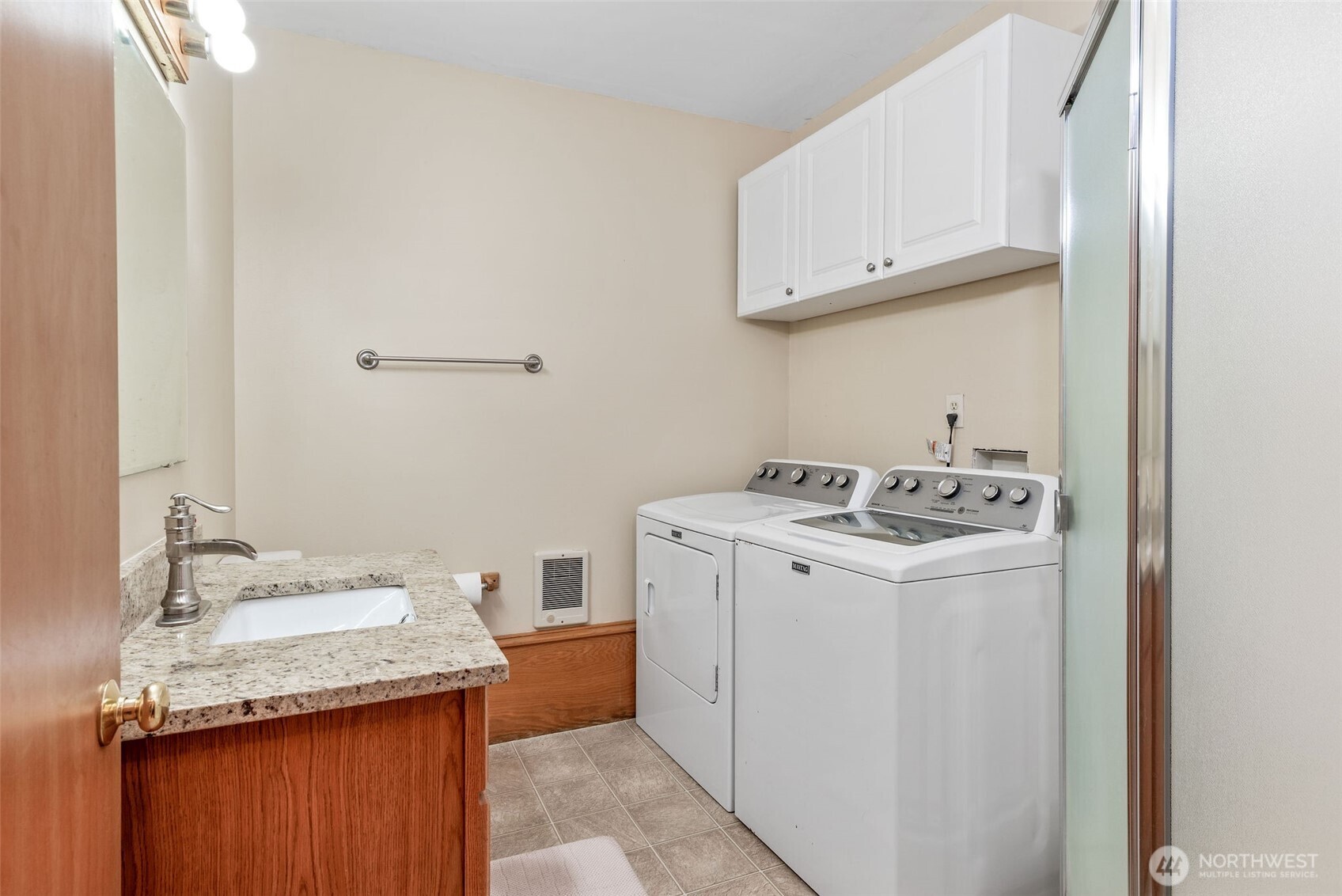 38 Brighton Street Port Hadlock, WA 98339 - Photo 30 of 37 a utility room with a sink washer and dryer
