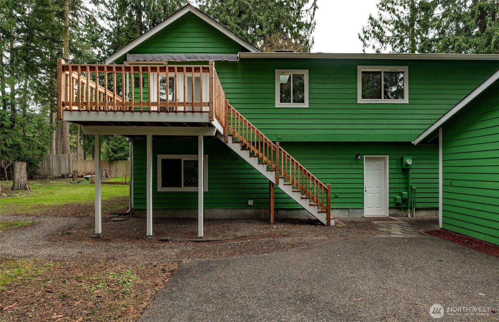 38 Brighton Street Port Hadlock, WA 98339 - Photo 6 of 37 a front view of a house with a garden