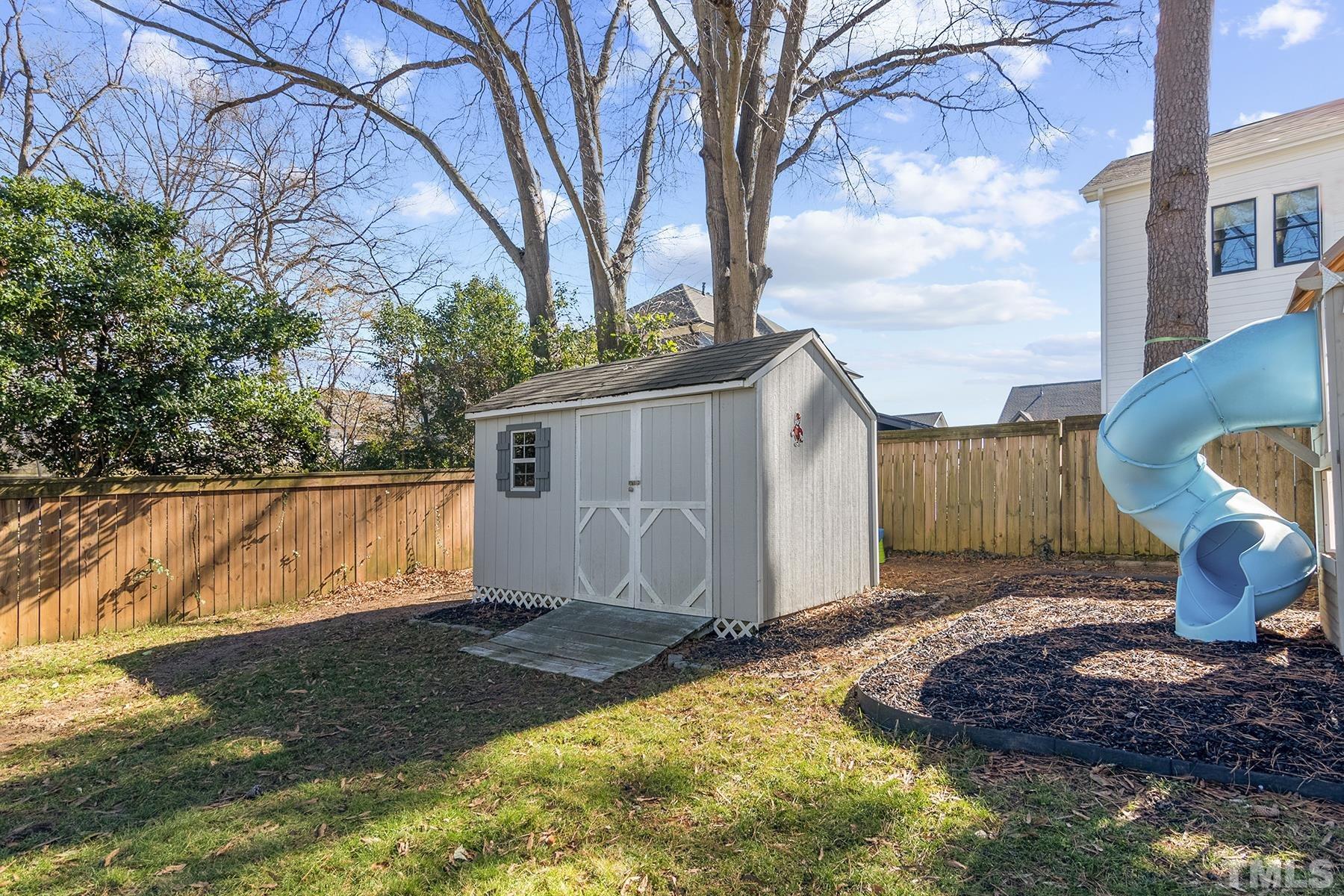 224 Glascock Street Raleigh, NC 27604 - Photo 8 of 28 a view of a backyard