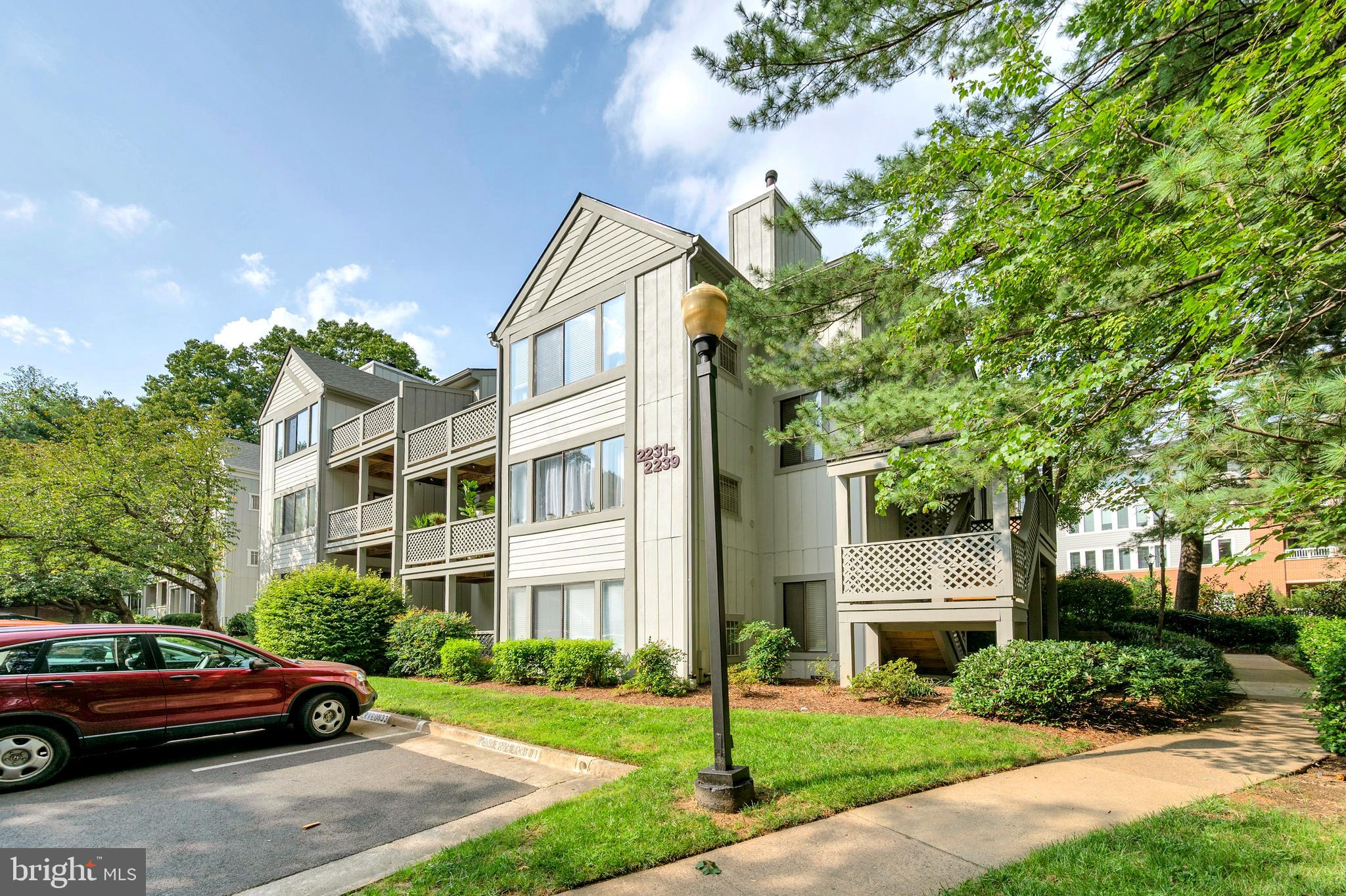 2239 Hunter's Run Drive, Unit 2239 Reston, VA 20191 - Photo 35 of 47 Gallery Image 35