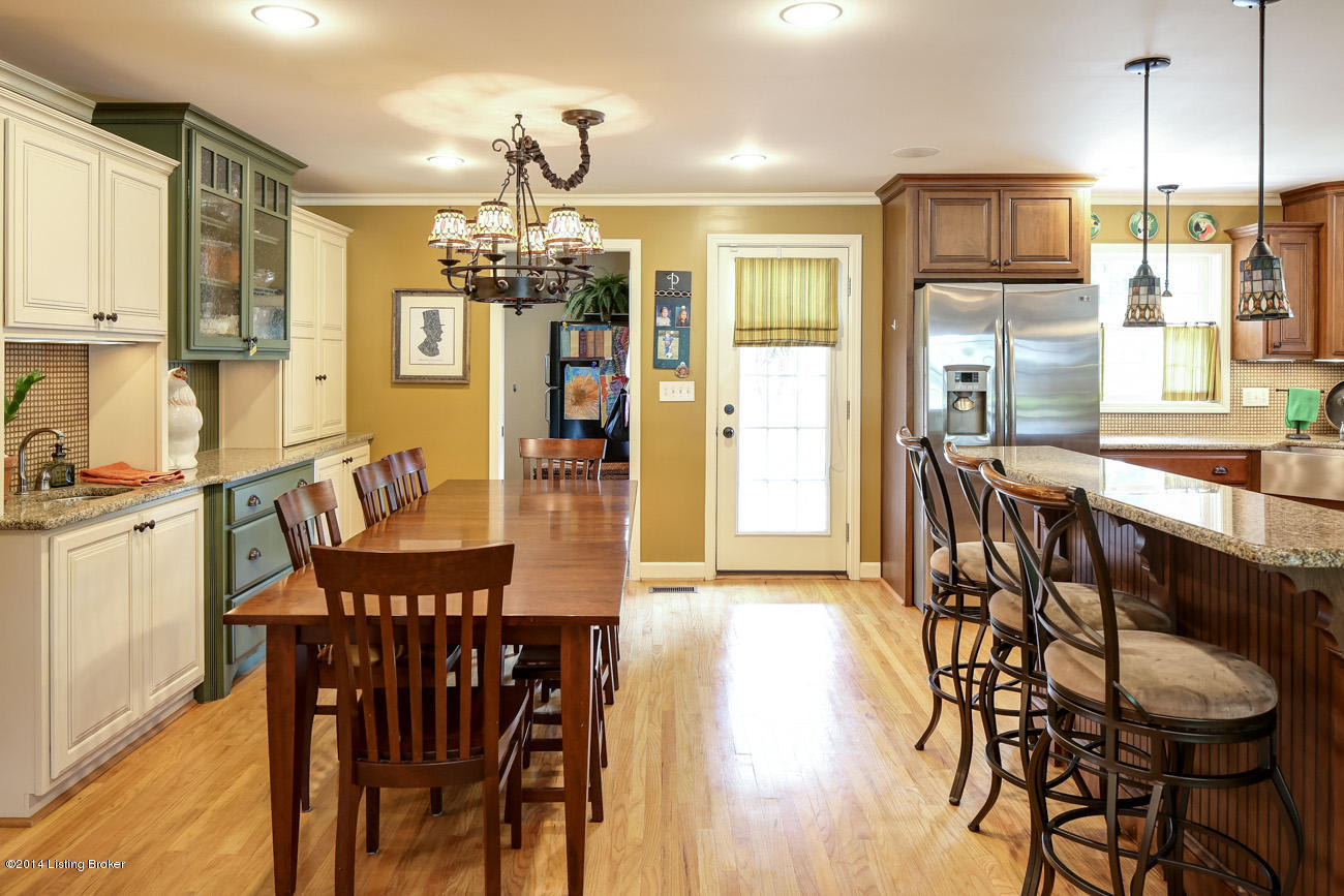 3600 Graham Road Louisville, KY 40207 - Photo 10 of 34 RealTourCast | Tim Holland | Graham (25