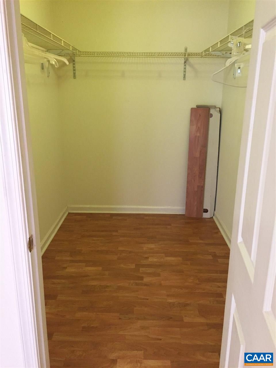 550 Walnut Shade Road Louisa, VA 23093 - Photo 11 of 28 a view of shower