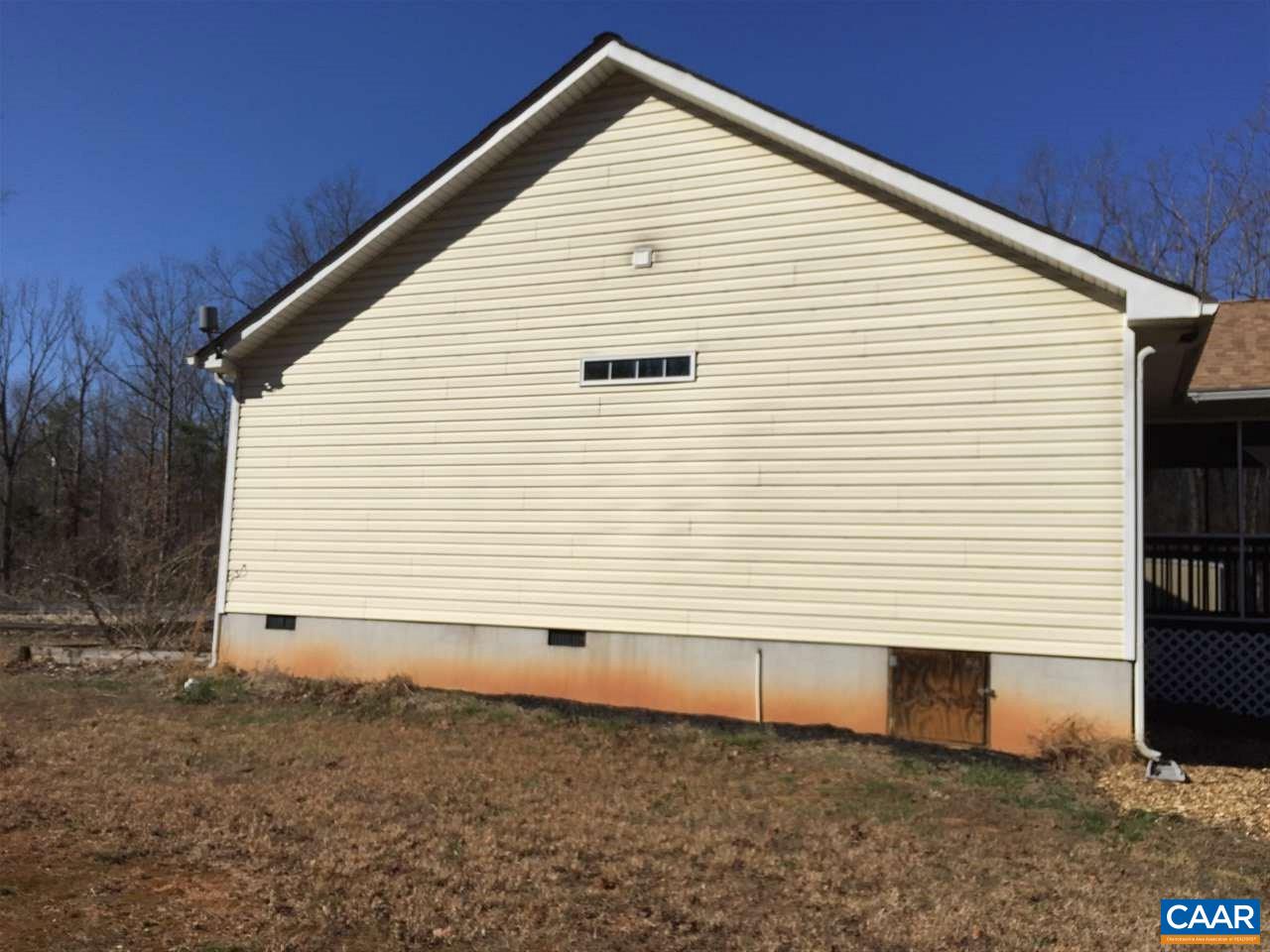 550 Walnut Shade Road Louisa, VA 23093 - Photo 25 of 28 a view of a white house