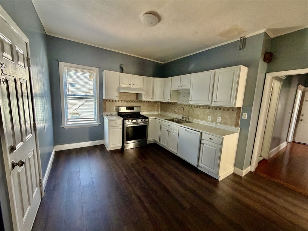 28 Haslet Street Boston, MA 02131 - Photo 2 of 8