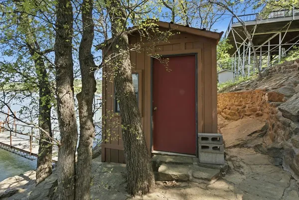 $349,900 | 330 Chism Trail, Gordon, TX 76453