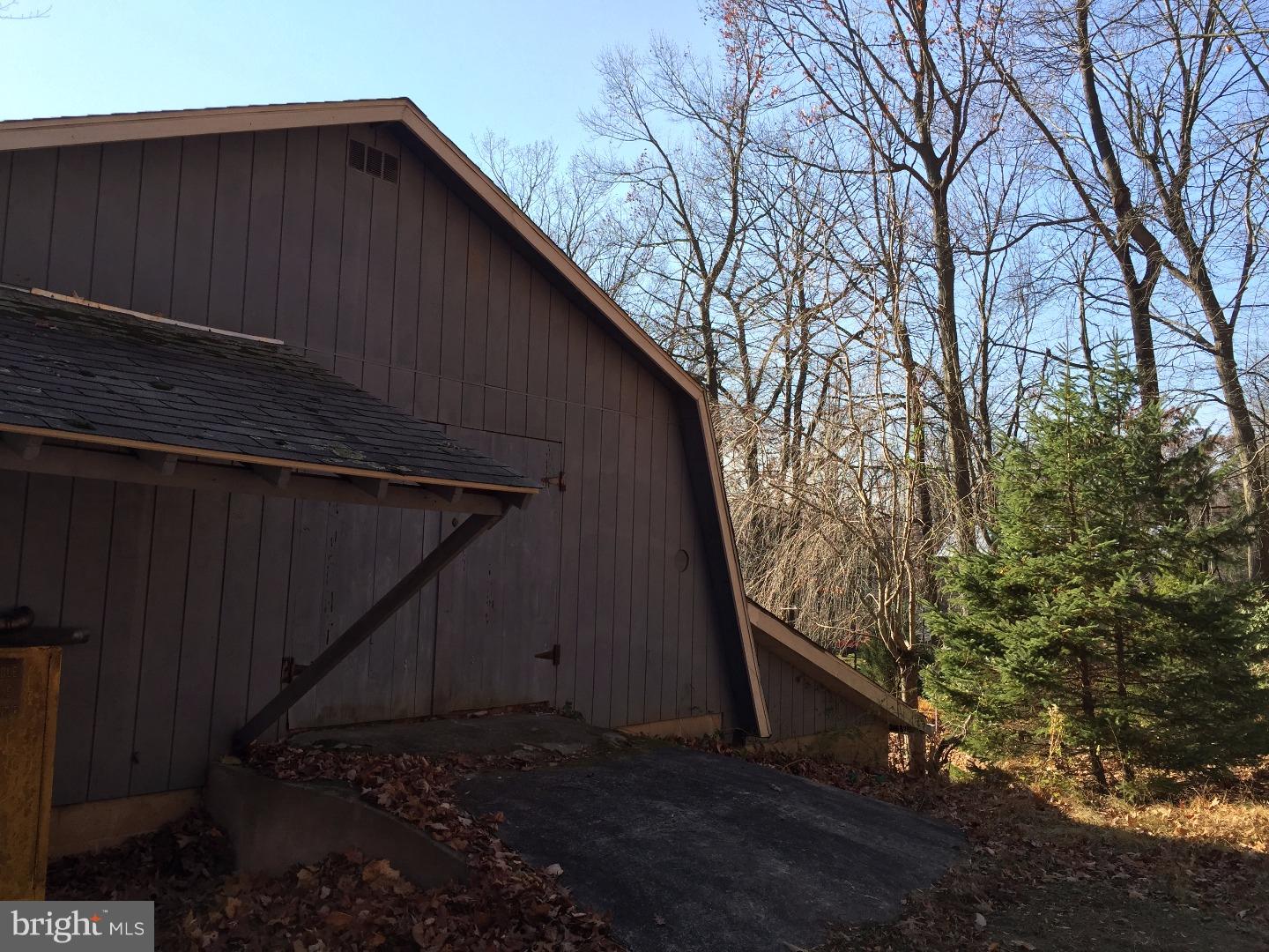 540 Walker Road Macungie, PA 18062 - Photo 6 of 6 Gallery Image 6