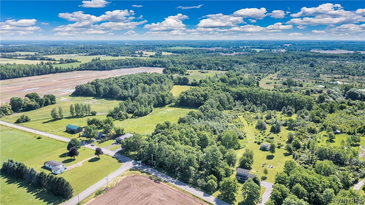 4877 Royalton Center Road Royalton, NY 14067 - Photo 15 of 50