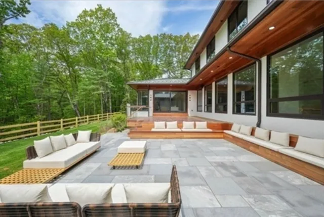 $7,850,000 | 12 Robin Road, Weston, MA 02493