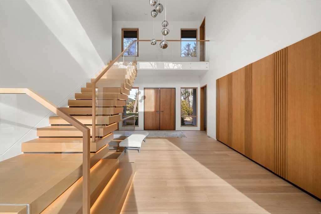 12 Robin Road Weston, MA 02493 - Photo 23 of 39