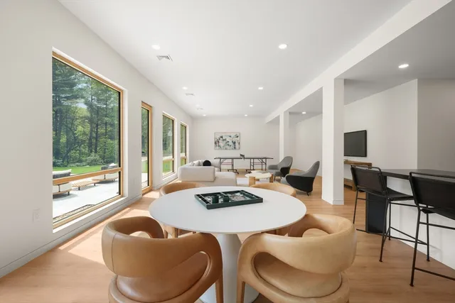 $7,850,000 | 12 Robin Road, Weston, MA 02493