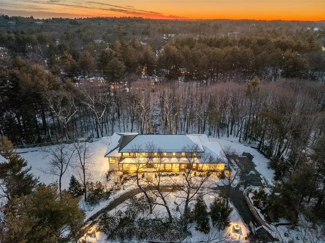 $7,850,000 | 12 Robin Road, Weston, MA 02493