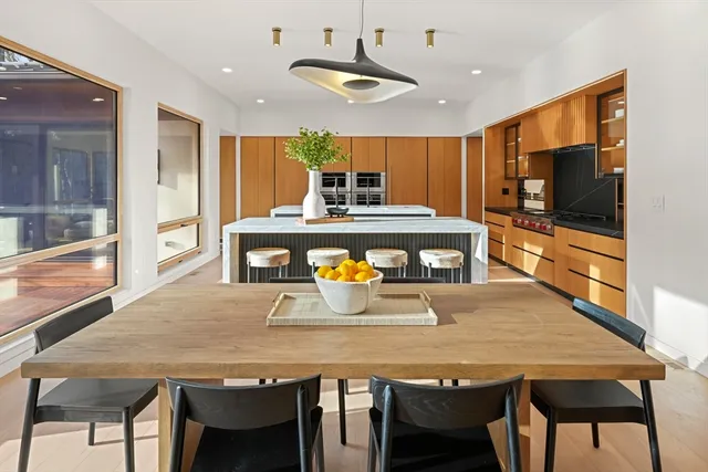 $7,850,000 | 12 Robin Road, Weston, MA 02493