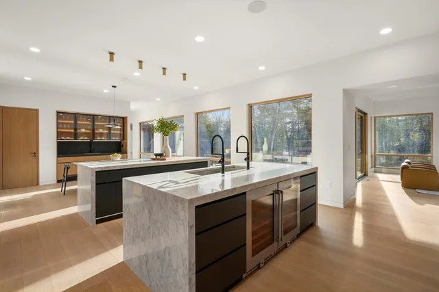 $7,850,000 | 12 Robin Road, Weston, MA 02493