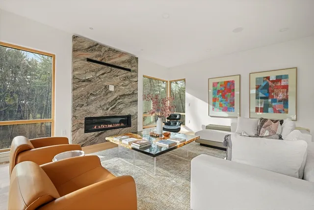 $7,850,000 | 12 Robin Road, Weston, MA 02493