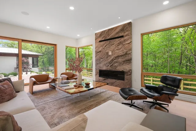 $7,850,000 | 12 Robin Road, Weston, MA 02493