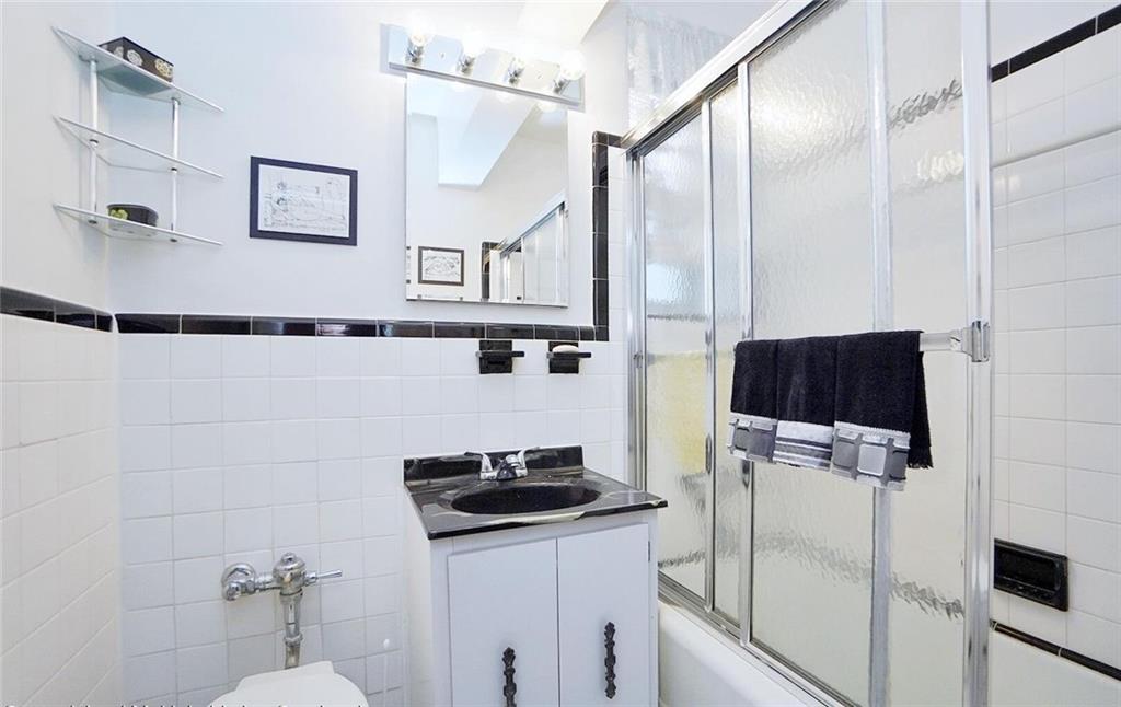 6801 Shore Road, Unit 2F Brooklyn, NY 11220 - Photo 8 of 16 Gallery Image 8