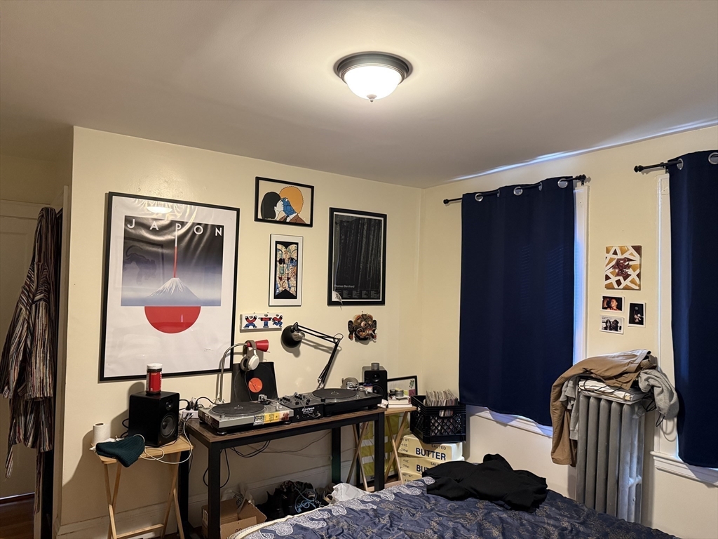 6-8 Cenacle Road Boston, MA 02135 - Photo 6 of 22 Gallery Image 6