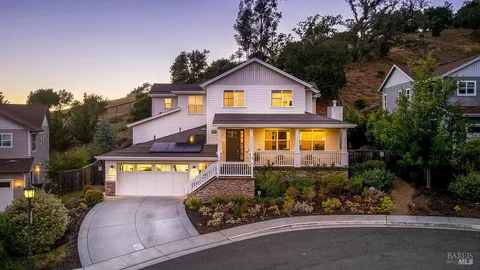 $1,849,000 | 11 Zandra Place, Novato, CA 94945