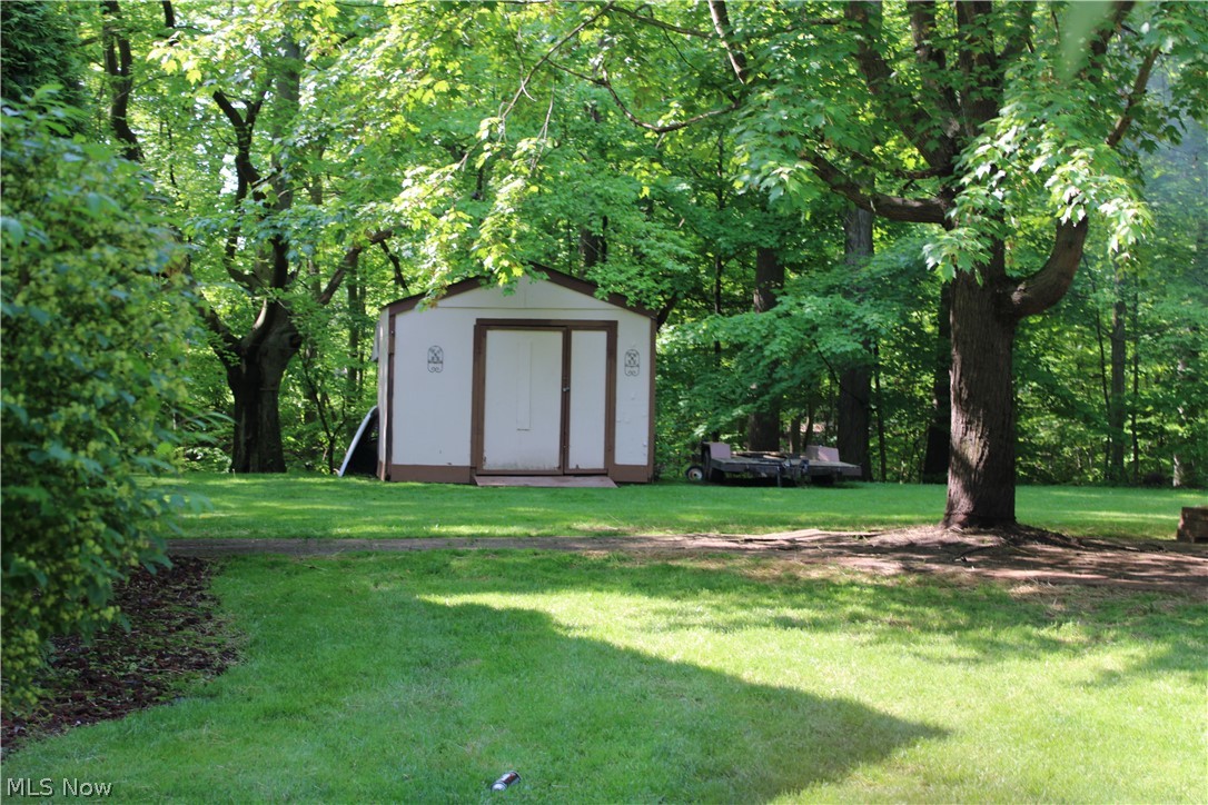195 Ashtabula Point Rome, OH 44085 - Photo 8 of 31 Gallery Image 8