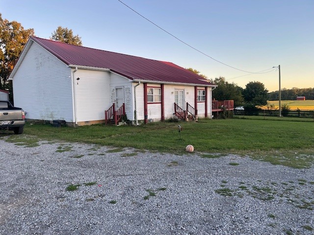 6160 Underwood Road Springfield, TN 37172 - Photo 9 of 21 a view of a house with a yard