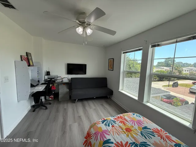 $299,900 | 106 Sunrise Court, Atlantic Beach, FL 32233