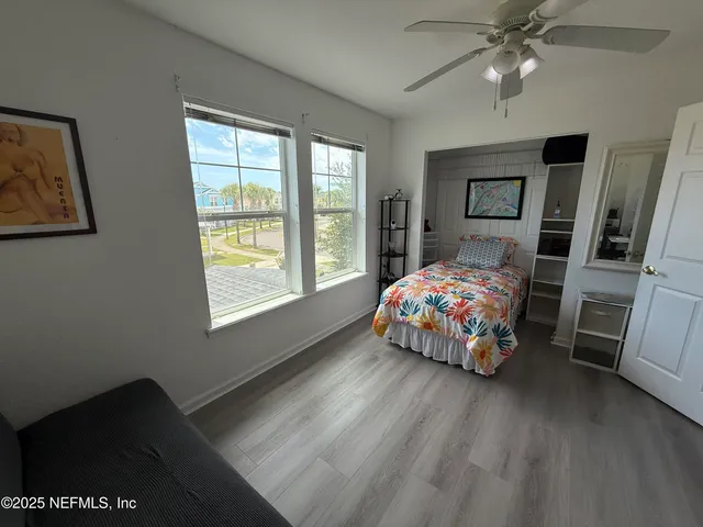 $299,900 | 106 Sunrise Court, Atlantic Beach, FL 32233