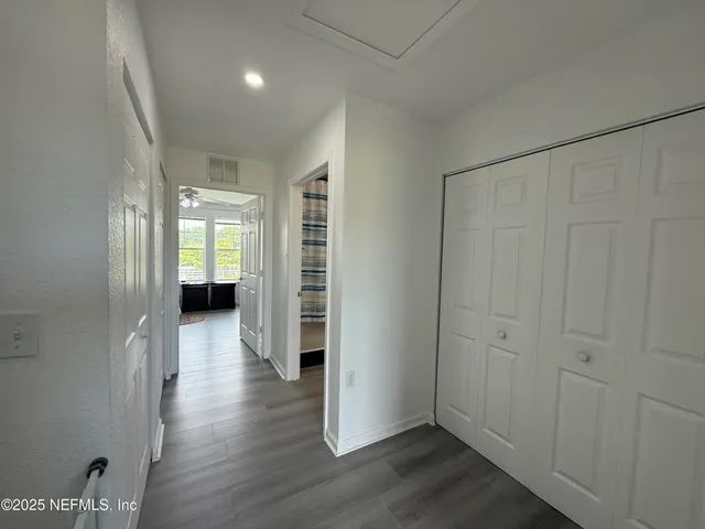 $299,900 | 106 Sunrise Court, Atlantic Beach, FL 32233