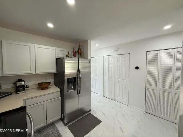 $299,900 | 106 Sunrise Court, Atlantic Beach, FL 32233