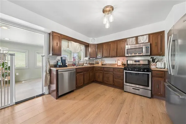 $309,900 | 107 Heather Lane, Kittanning, PA 16201