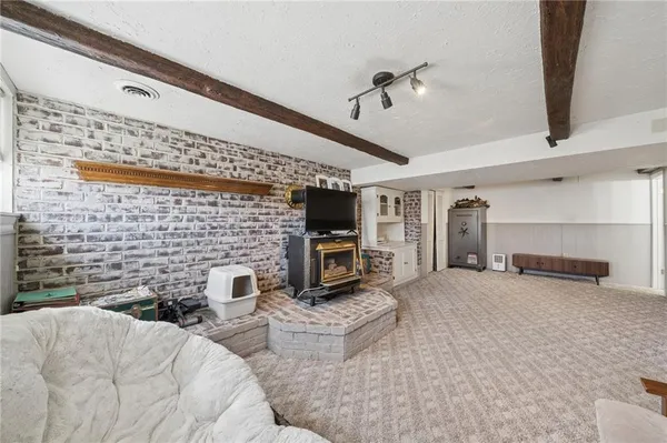 $309,900 | 107 Heather Lane, Kittanning, PA 16201