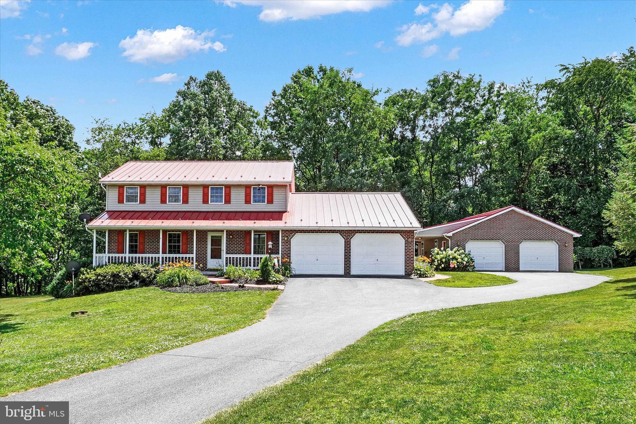 824 Rocky Road Felton, PA 17322 - Photo 3 of 49