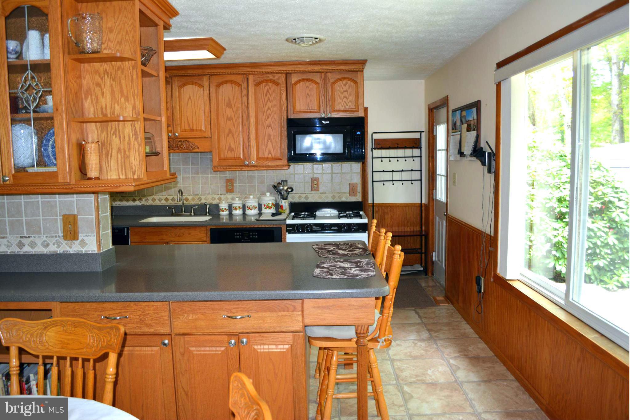 1608 Hoffmaster Road Knoxville, MD 21758 - Photo 14 of 30 Kitchen
