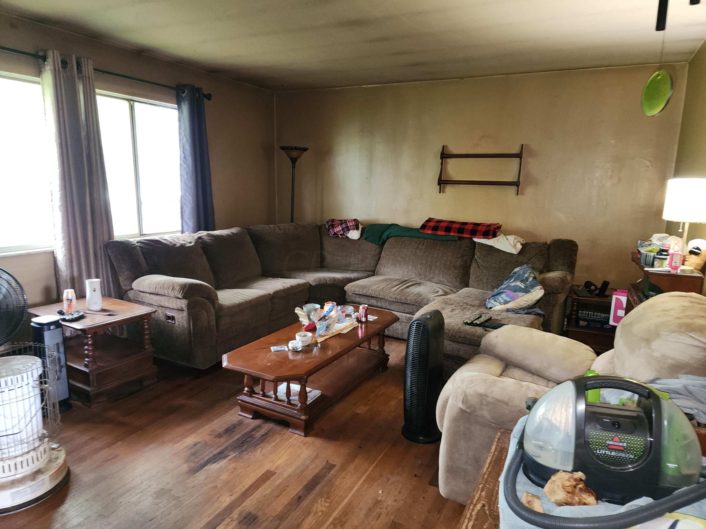 3908 South Section Line Road Delaware, OH 43015 - Photo 23 of 56 Living Room