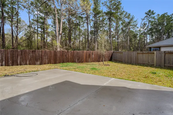 $2,200 | 707 Long Cedar Drive, Conroe, TX 77301