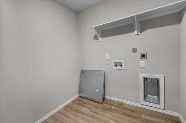 $2,200 | 707 Long Cedar Drive, Conroe, TX 77301