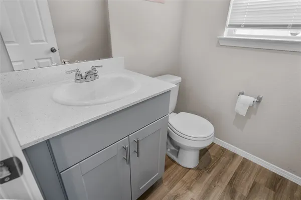$2,200 | 707 Long Cedar Drive, Conroe, TX 77301