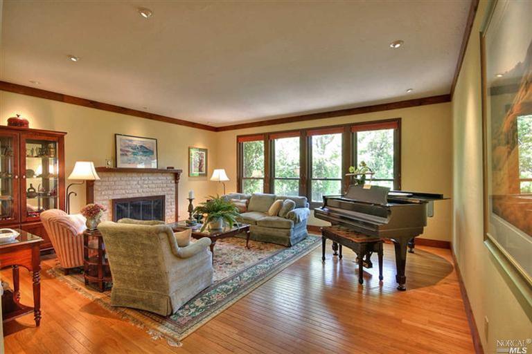 35 Jewell Street San Rafael, CA 94901 - Photo 1 of 1 Gallery Image 1