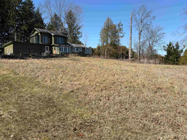 $595,000 | 38 Featherbed Lane, South Hero, VT 05486