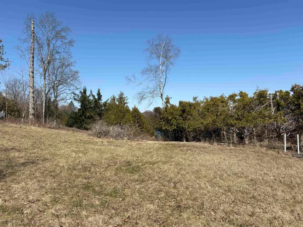 $595,000 | 38 Featherbed Lane, South Hero, VT 05486