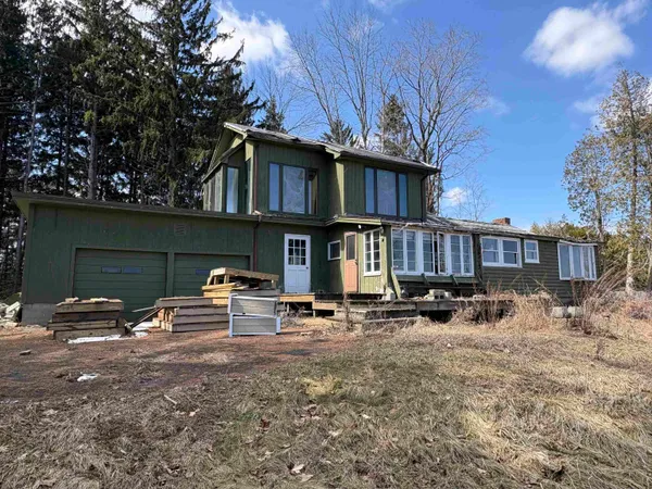 $595,000 | 38 Featherbed Lane, South Hero, VT 05486