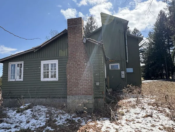 $595,000 | 38 Featherbed Lane, South Hero, VT 05486