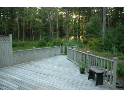 422 Walnut Plain Road Rochester, MA 02770 - Photo 3 of 11