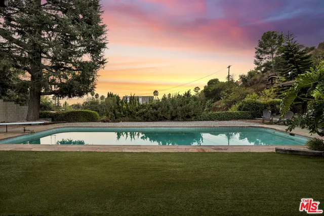 $3,495,000 | 7230 Outpost Cove Drive, Los Angeles, CA 90068