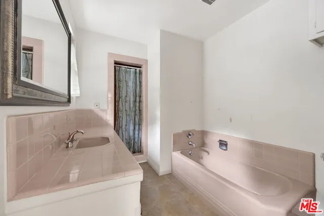 $3,495,000 | 7230 Outpost Cove Drive, Los Angeles, CA 90068