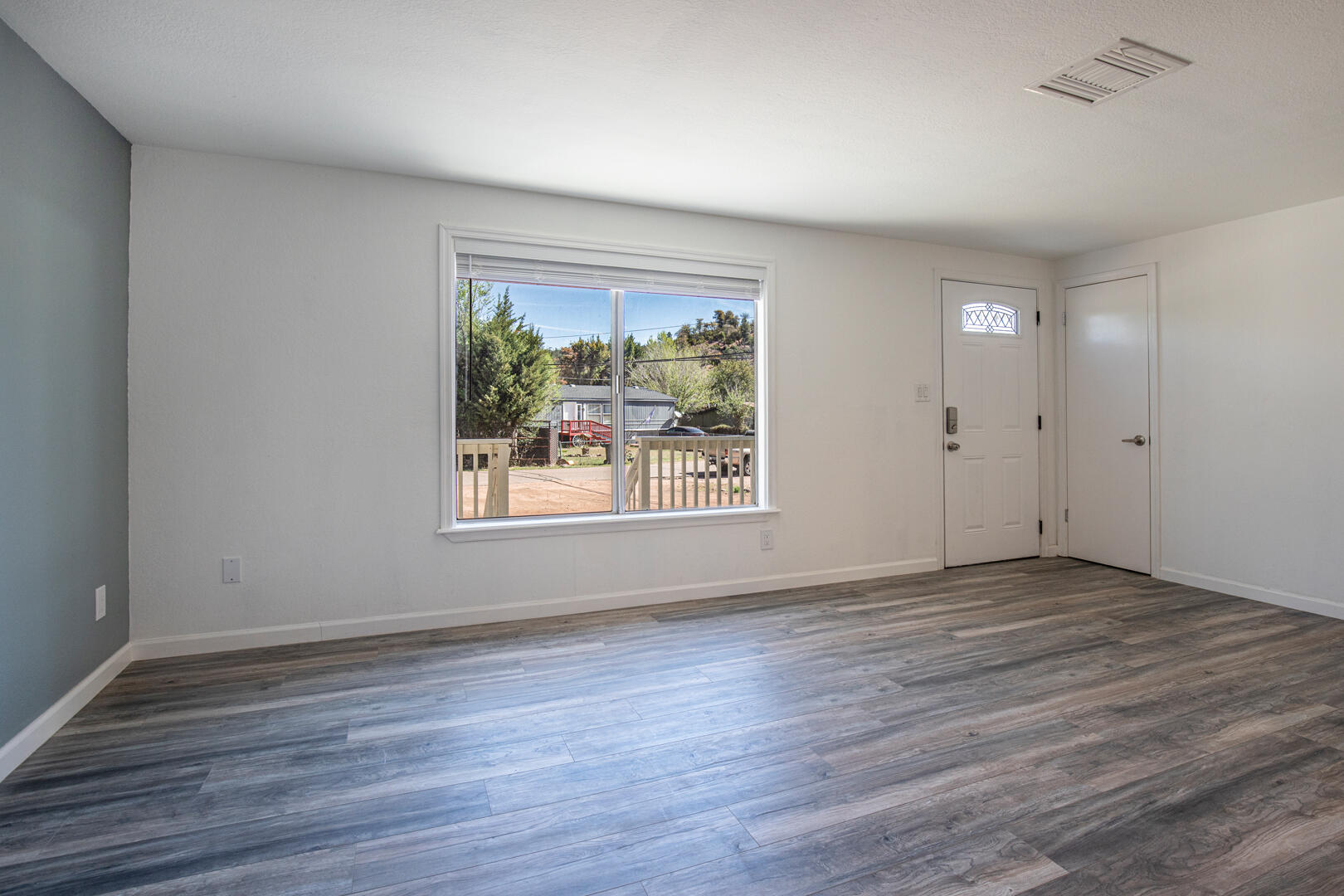 263 Springdale Drive Star Valley, AZ 85541 - Photo 5 of 34